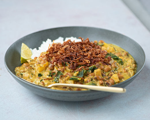 Cooking at Every Stage: Black Eyed Pea Curry with Kale and Frizzled Shallots